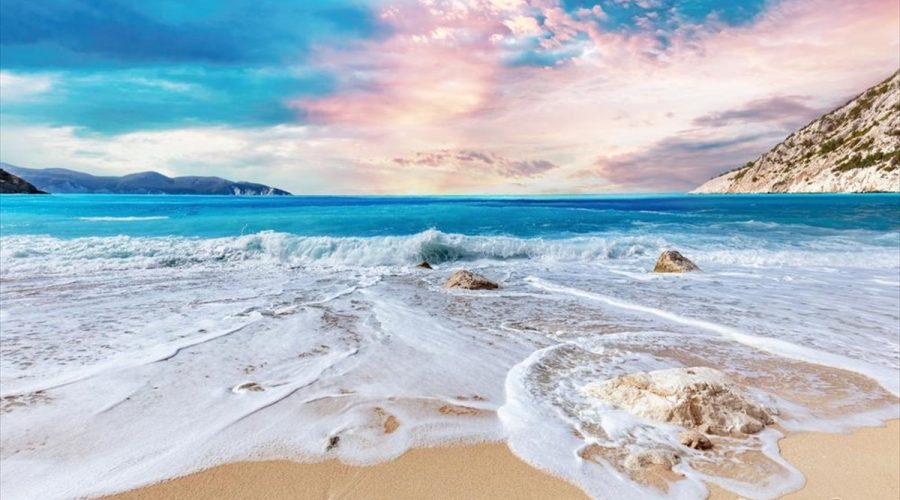 Οι 10 Ομορφότερες Παραλίες στην Ελλάδα που Πρέπει να Επισκεφθείς